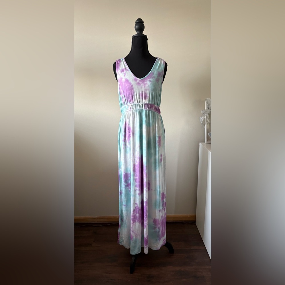 Olive & Oak Tie-Dye Dress